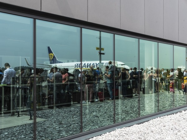 Charleroi Luchthaven Vervoer (CRL) 