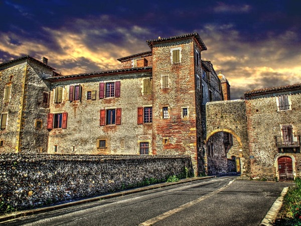 Toulouse Flughafen Transfers (TLS) 