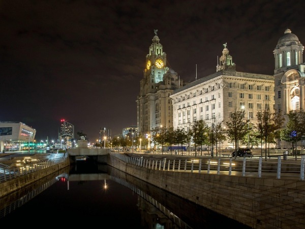 Transfery z letiště Liverpool (LPL) 